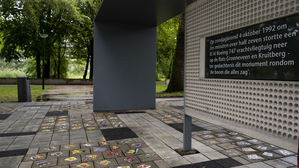 Bron afbeelding: https://nos.nl/artikel/2536560-geheime-archiefstukken-bijlmerramp-na-meer-dan-dertig-jaar-openbaar