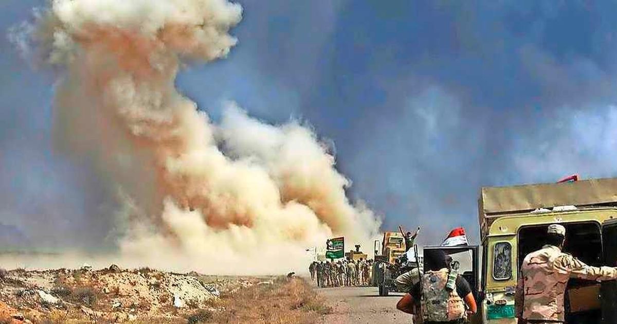 (bron afbeelding: https://www.telegraaf.nl/nieuws/2047198305/snoeiharde-conclusies-oud-minister-jeanine-hennis-informeerde-kamer-jarenlang-onjuist-over-nederlands-bombardement-op-hawija)