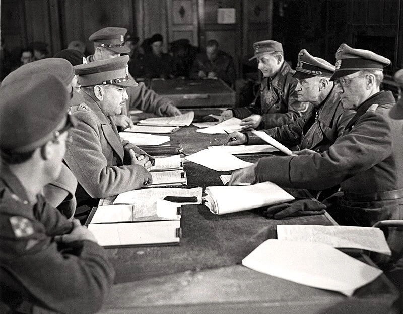 (bron afbeelding: https://nl.wikipedia.org/wiki/Bevrijdingsdag)